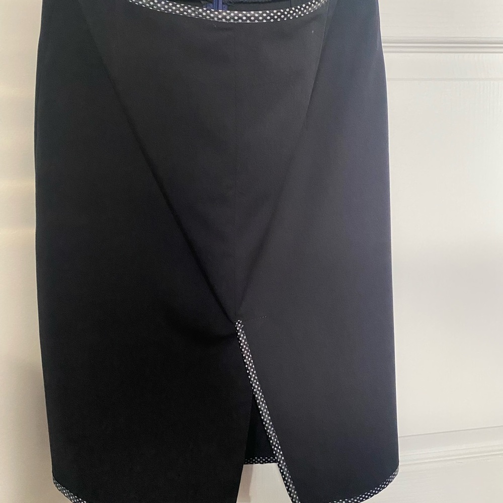 Maje pencil skirt navy with polka dot trim T38